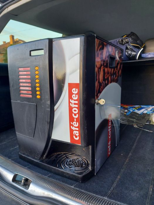 Кафеавтомат NESCAFE / нескафе/ нес кафе