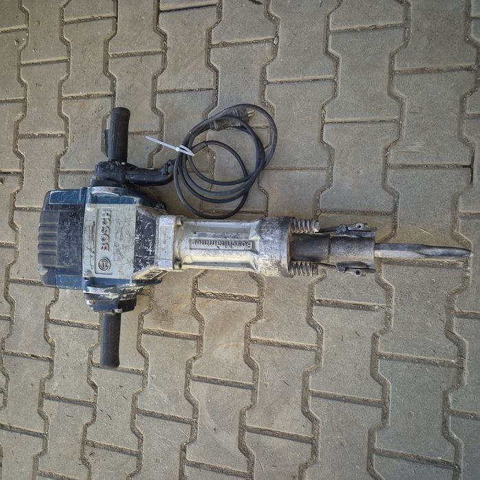 De vanzare picamer demolator picon rotopercutot ghilotina pavaj placa