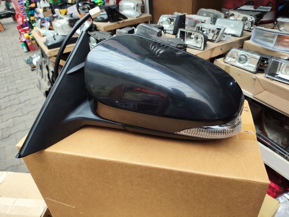 Камри 50 зеркало