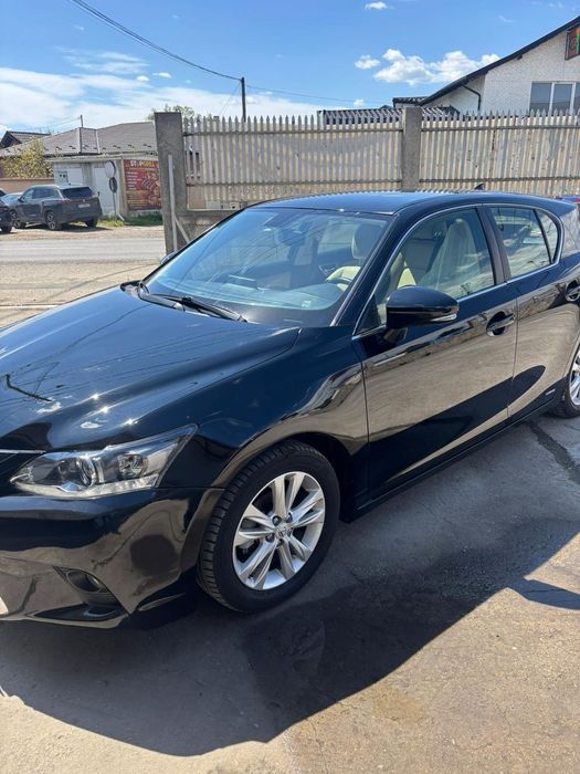 Lexus CT Lexus CT200h Executive 2016 – Stare Excelentă – RAR efectuat