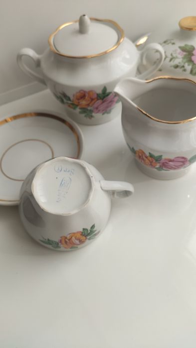 Посуда. Фарфор. Фаянс.