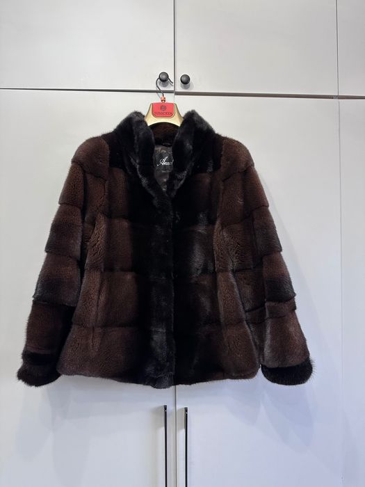 Продам норковую шубу