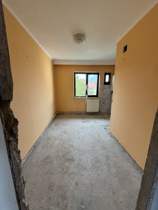 Apartament 3 camere, 78 mp utili, zonă excelentă – Orăștie, str. Pricazului
