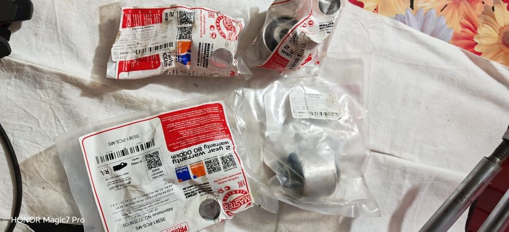 Brate, amortizoare,audi 8k.