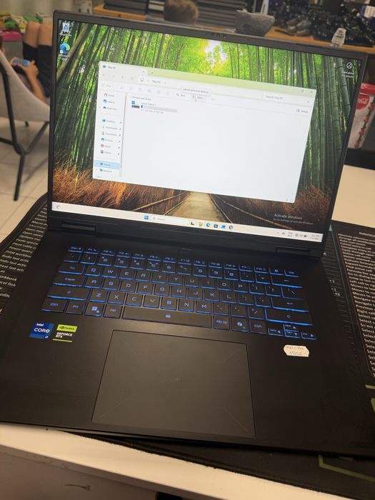 Laptop gamibg Gigabyte A16 i7-13620H RTX 5050 16GB SSD 1TB Ca Nou
