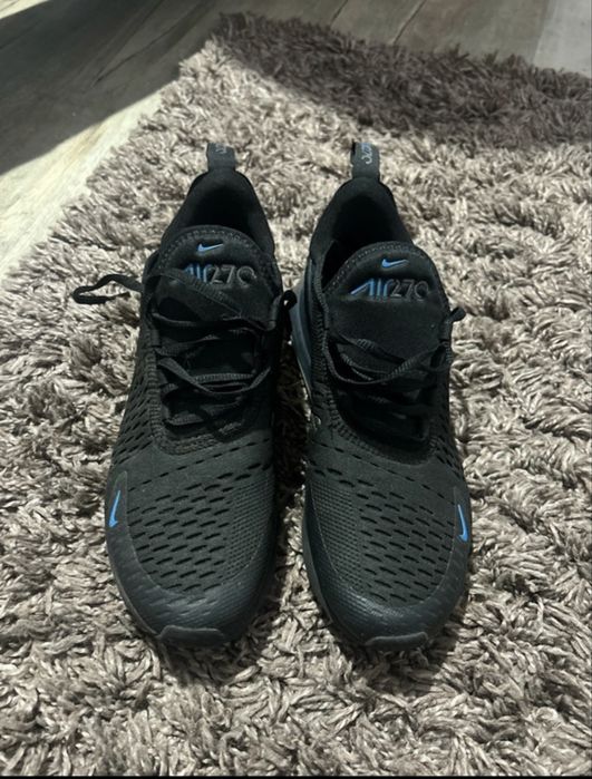 Vand adidasi airmax 270