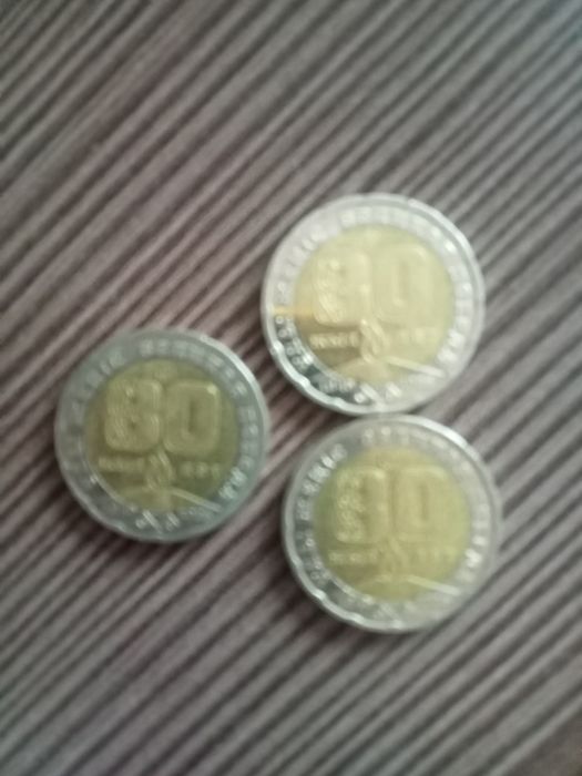Продам юбилейные.