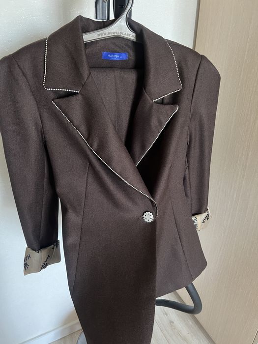 Костюм с брюками