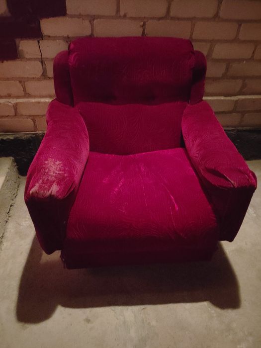 Диван сатылады ұсталған