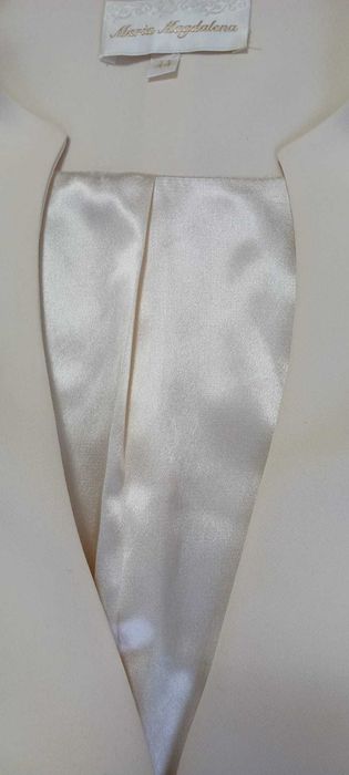 vand costum rochie si sacou marimea 44
