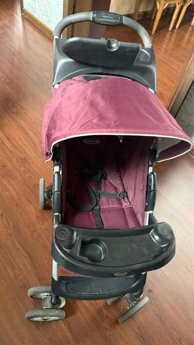 Детская прогулочная коляска Graco