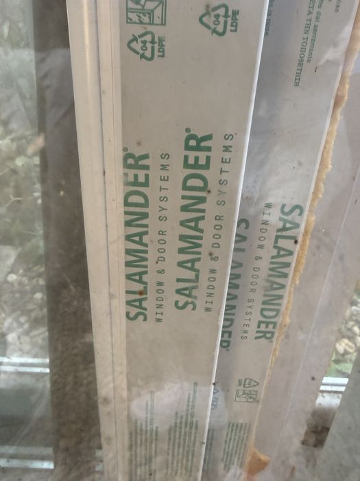 Geamuri termopan Salamander PVC – diverse dimensiuni – stare bună