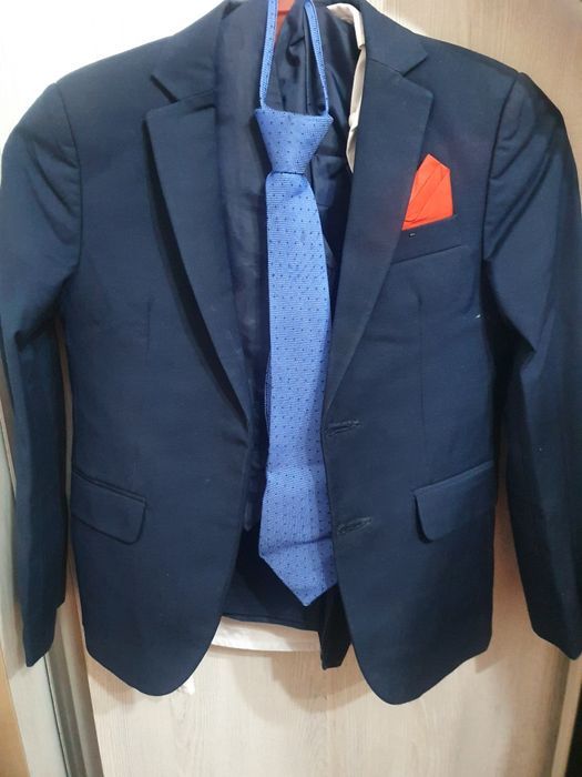 Kastyum-shim detskiy