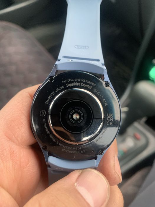 Продам Galaxy Watch5 (J65X)