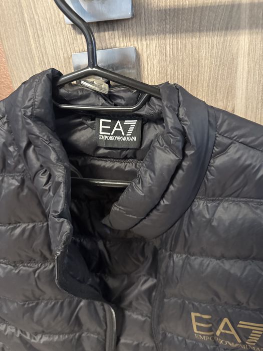 Vesta armani ea7 geaca