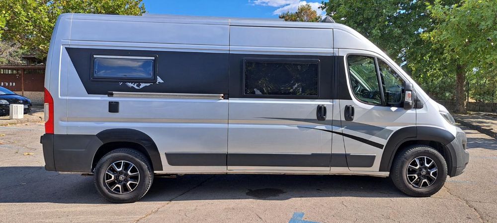 Кемпер бус под наем-3 места