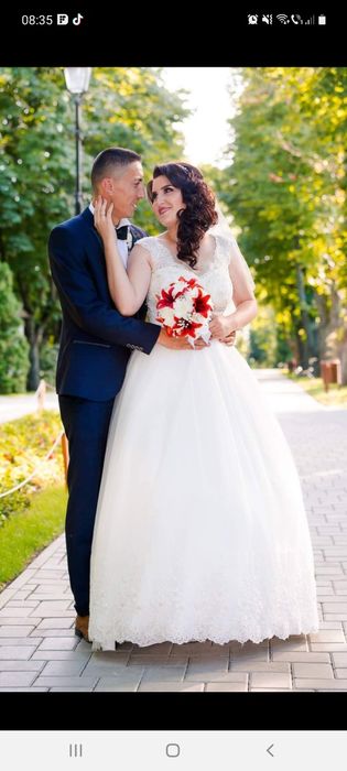 Vând rochie de mireasa