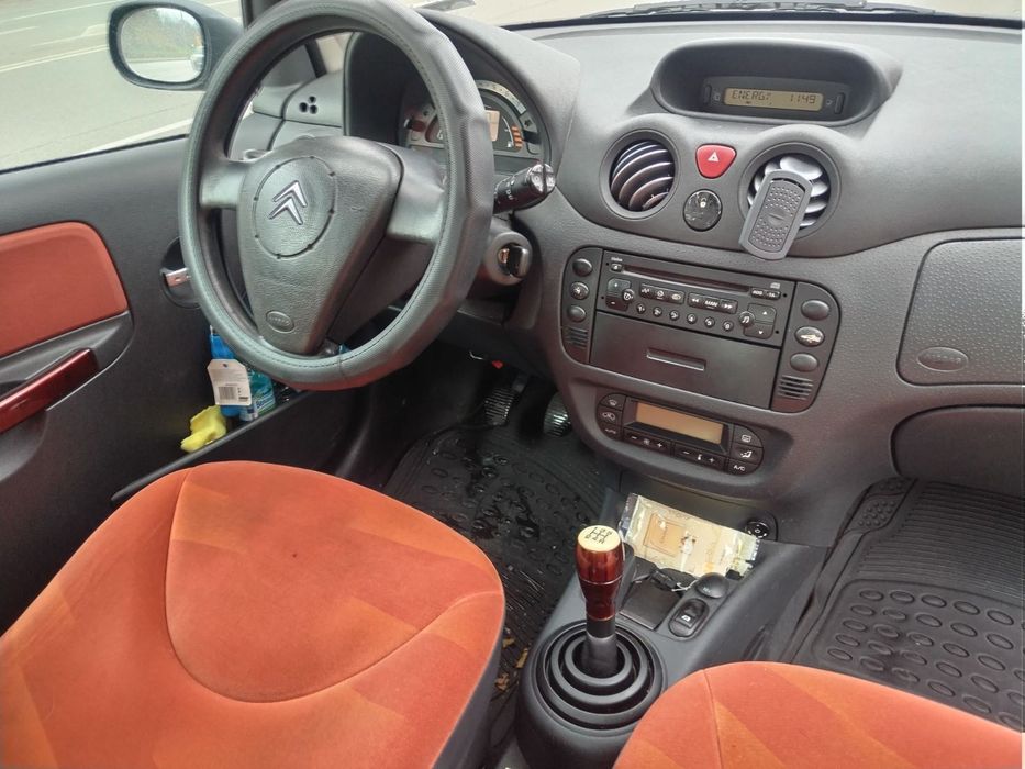 Ситроен ц2 1.1 газ/бензин