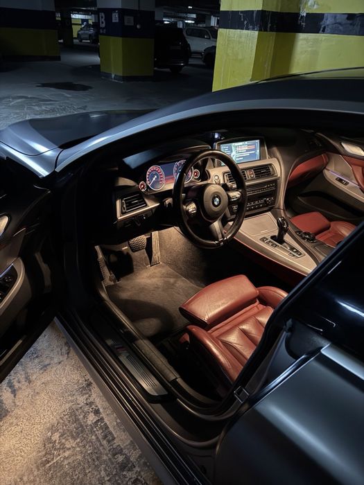 BMW M6 Frozen Gray 640i