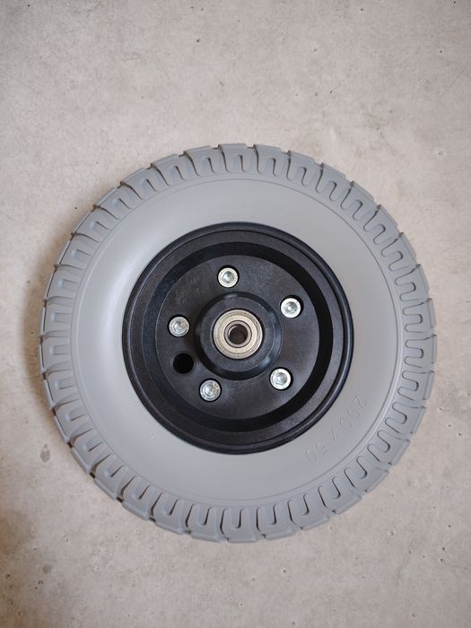 Roata cauciuc plin pentru scaun cu rotile 200x50