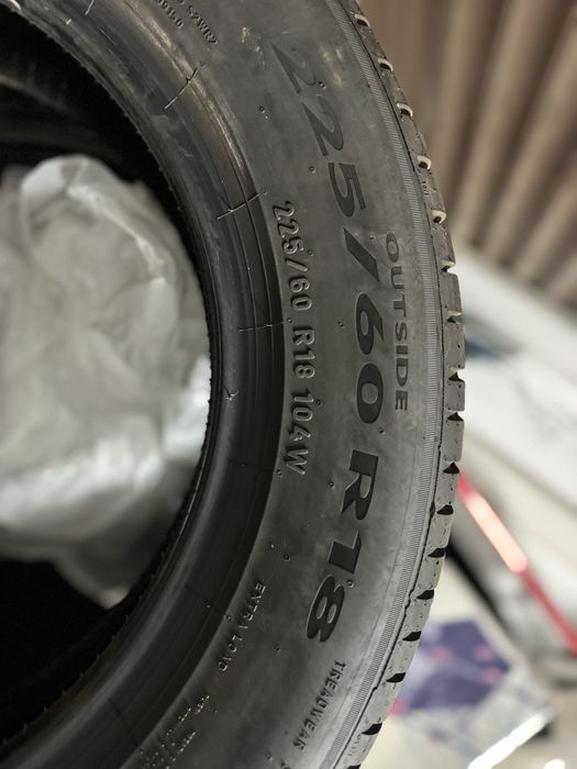 Set 4 buc anvelope vara Pirelli Cinturato P7 225/60 R18 104W