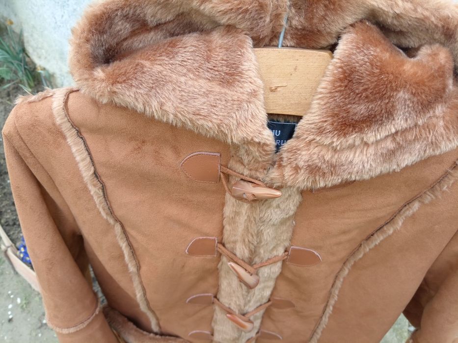 Hainuța groasă cu blanită și gluga