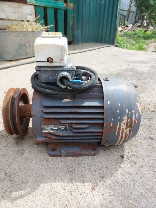 Продам электродвигатель