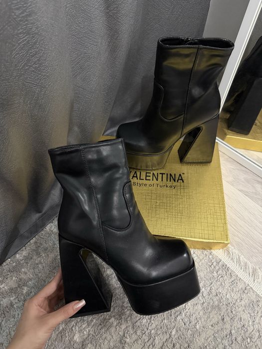 Ботфорты Valentina