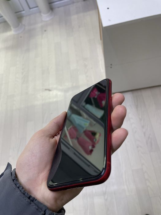 Айфон ХР срочно сатылады