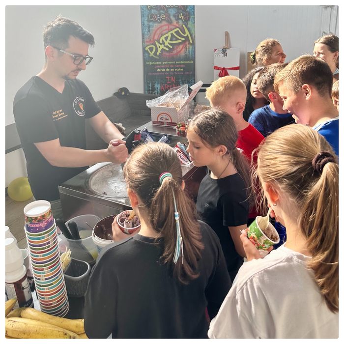 Înghețată Thailandeză la petrecerea ta