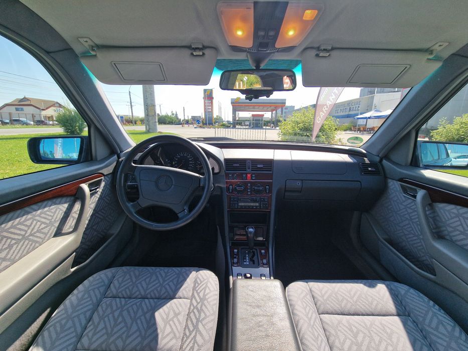 Mercedes C220 W202Masina de EpocaStare Originala 10/10-Acum si in Rate
