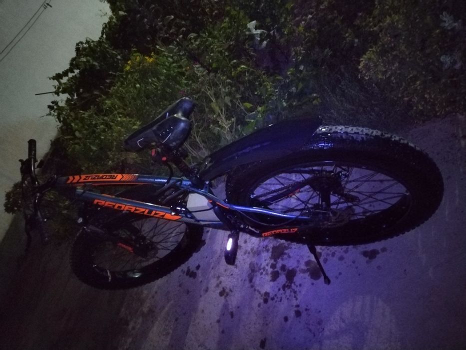 REDAZUZ ferma velosiped sotiladi