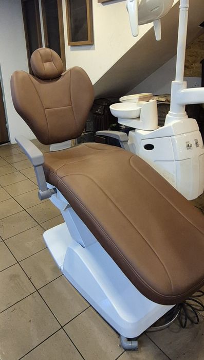Unit dentar complet, funcțional (An fabricație 2019)