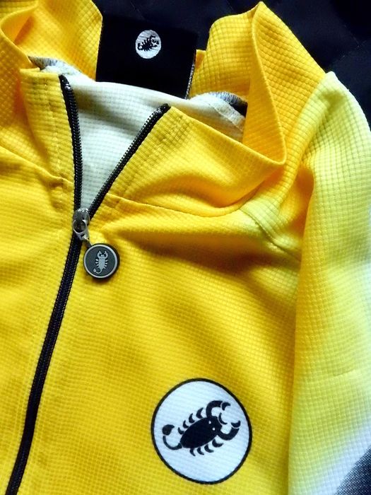 Tricou ciclism Castelli Made in Italy. Marime M. Dimensiuni exacte.