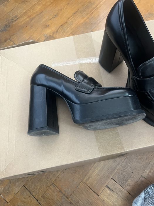 Обувки h&m 36 високи