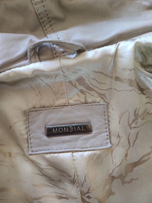 женский кожаный  плащ  с капюшоном