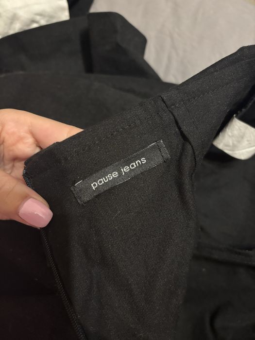 Чисто нова пола на Pause Jeans