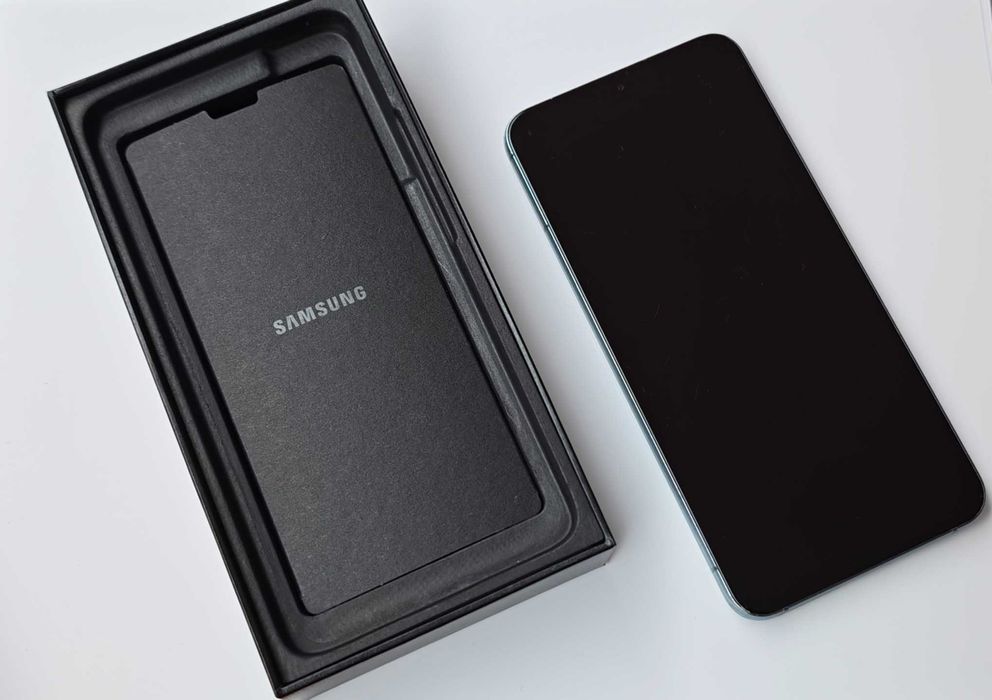 Samsung Galaxy S22+ pentru dezmembrat