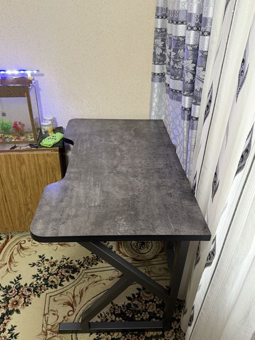 Срочно, продается!!! Новый стол для работы,учёбы, гейминга