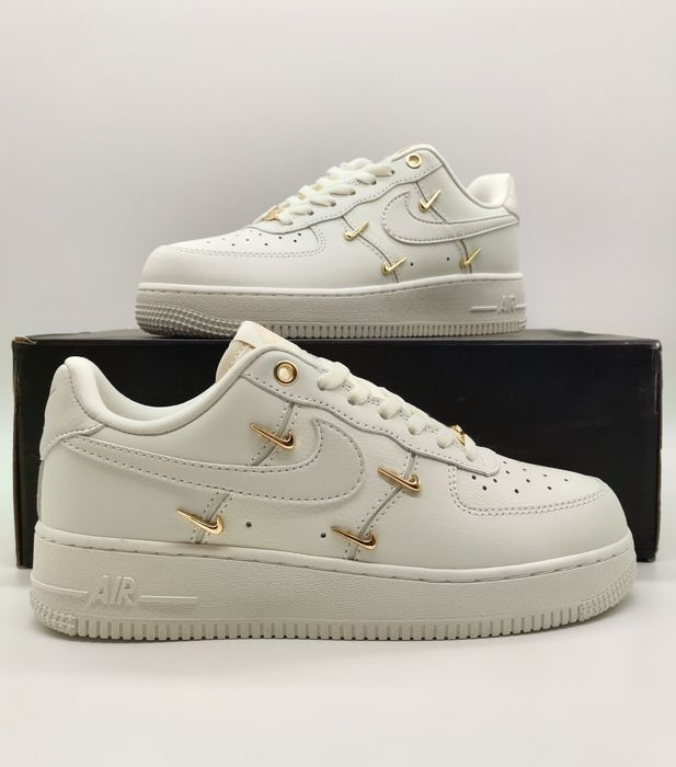 Nike Air Force 1 '07 LX