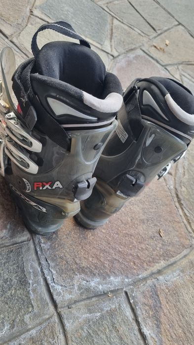 Лыжи и ботинки  оригинал !