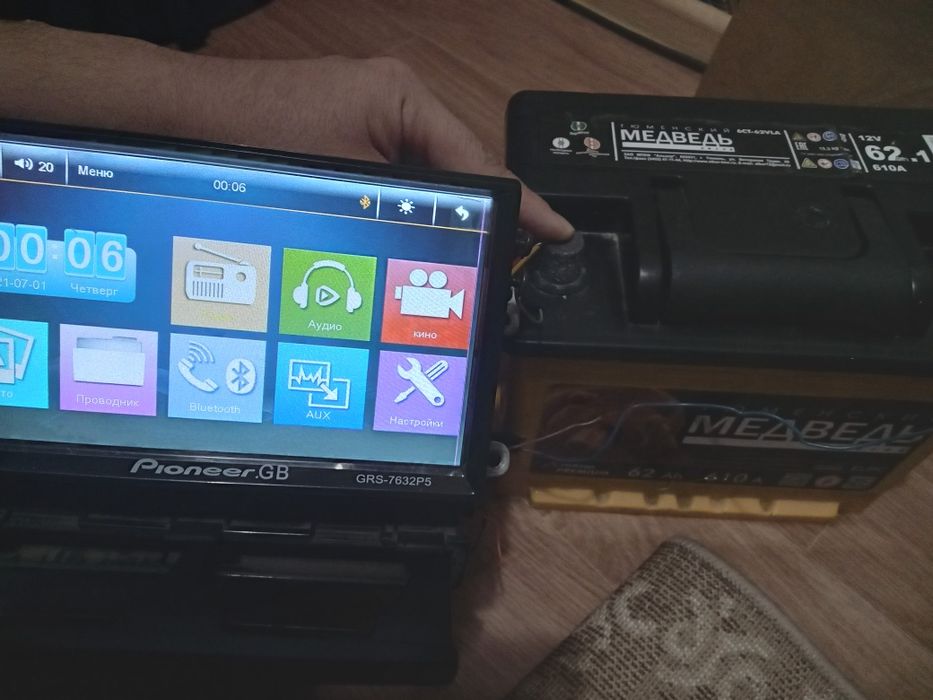 Продам  автомагнитолу