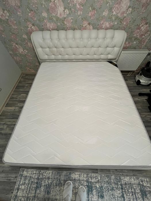 Продам двухспальный кровать