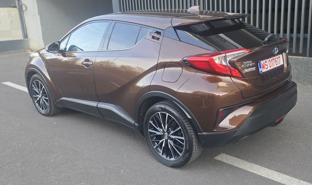 TOYOTA C-HR 2018 — imagine 3