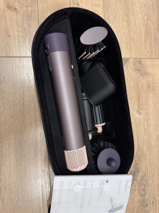Продам Dyson Airwrap + Dyson Airstrait.