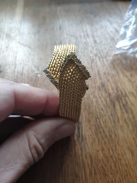 Ceas vintage Juta mecanic – funcțional, stare bună