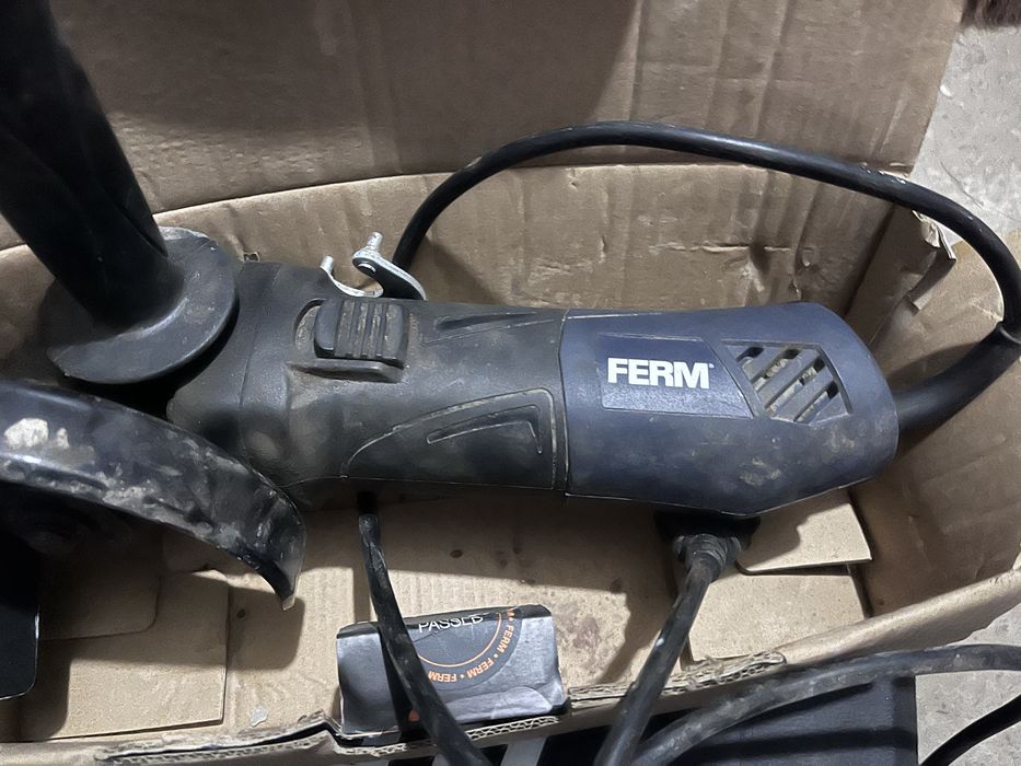 Ъглошлайф Ferm AGM1087 125мм