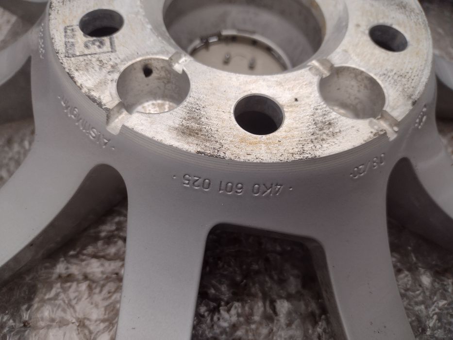 Нови 17-5х112  7.5j ET36 AUDI A6 C8