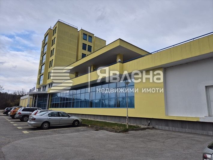 Продава се Промишлена сграда в Габрово, Борово - 2364 кв.м за 974 €/кв.м - Снимка #1