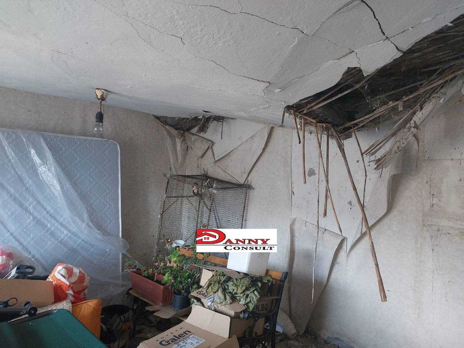 Продава се Къща в Велико Търново, Акация - 55 кв.м за 1273 €/кв.м - Снимка #22